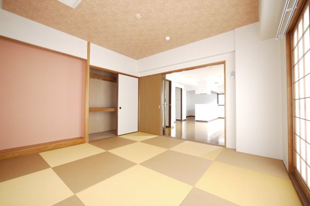 メゾン表町の寝室