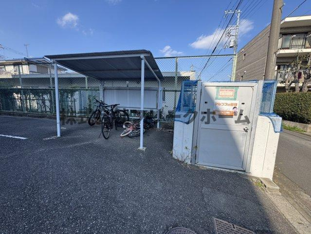 武蔵野市吉祥寺本町４丁目の賃貸マンションの駐車場