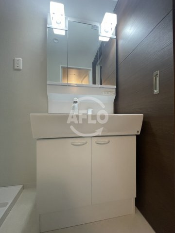 Mayferの洗面所|Meifa(メフィア)