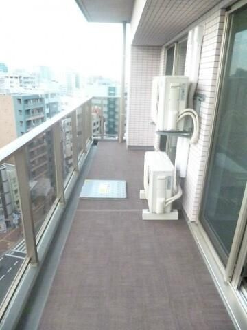 スカイコート本郷東大前弐番館のバルコニー