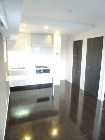 スカイコート本郷東大前弐番館の居間・リビング