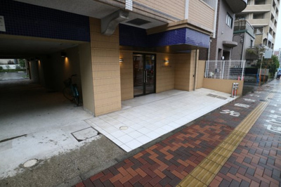 【エントランス】 | ヴェルト西大島グラーセ