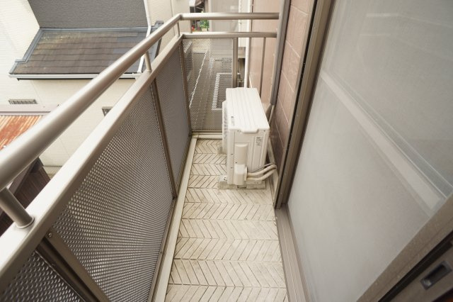 ルーチェ本町のバルコニー