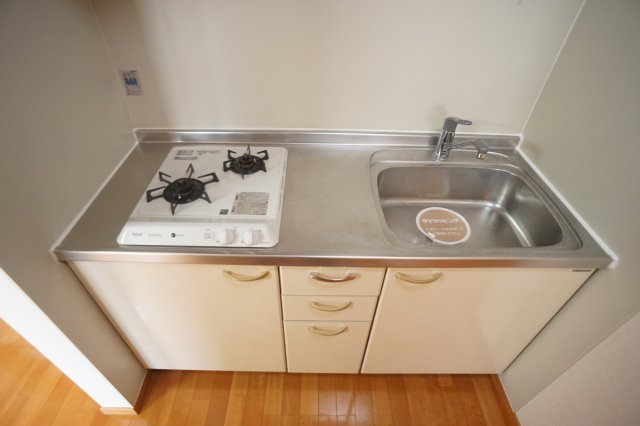 ルーチェ本町のキッチン