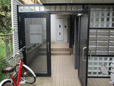 【エントランス】 | プレジデント豊新 | エントランス