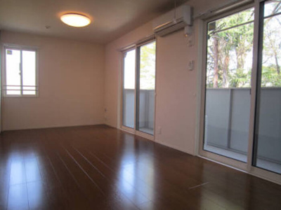 【居間・リビング】 | イーストコテージ