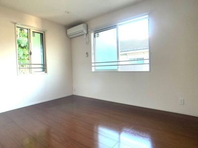 【内装】 | イーストコテージ | ※別号室参考写真