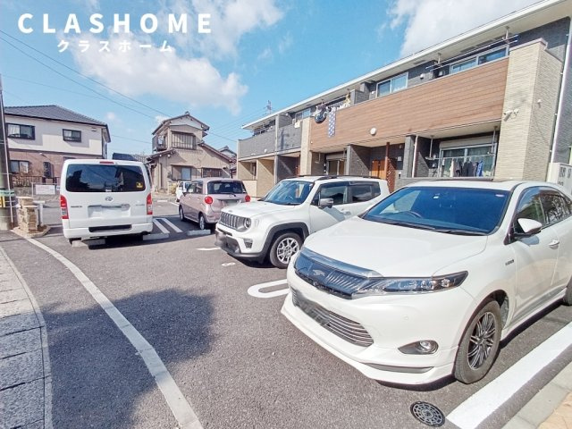 プレシャスみのり　　　刈谷市の賃貸はクラスホーム刈谷店の駐車場
