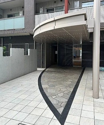 ベルファース本郷弓町のエントランス