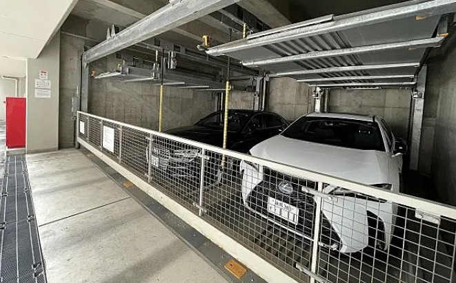 ベルファース本郷弓町の駐車場