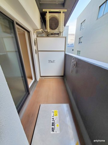 SERENiTE本町エコート　仲介手数料無料のバルコニー