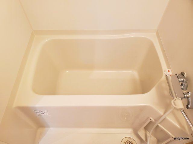 SERENiTE本町エコート　仲介手数料無料の浴室