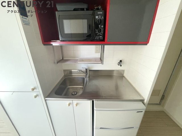 壁付けキッチンでスペースを最大限有効活用できます！
