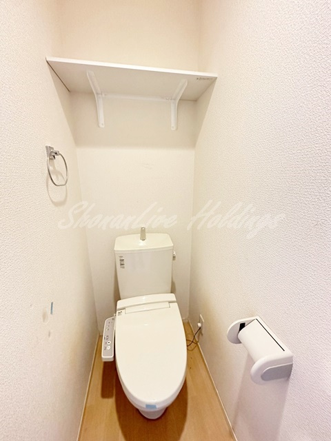 藤沢市土棚のアパートのトイレ