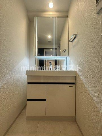 エステムコート北堀江Ⅱの独立洗面台