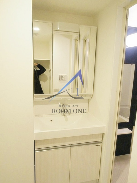 NEXUSウィステリアの洗面所|独立洗面台です。