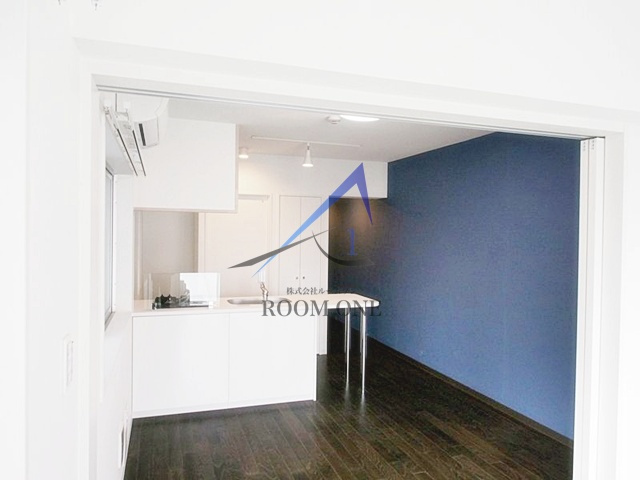 NEXUSウィステリアの居間・リビング|洋室のお部屋です。