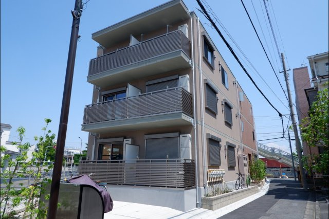 シャルパンティエの外観