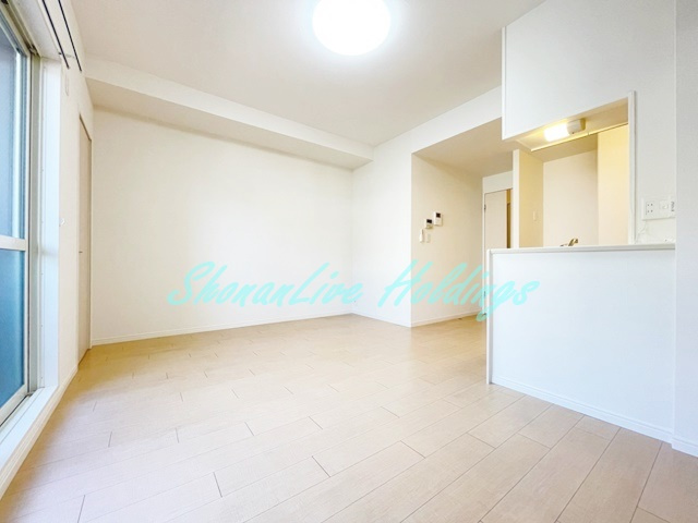 ソワール鎌倉の居間・リビング