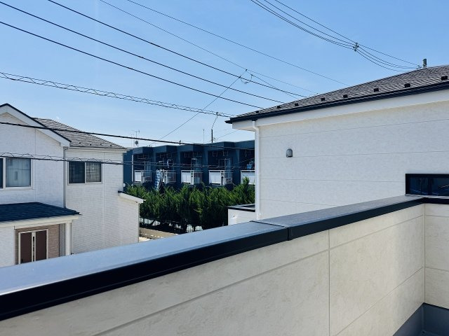 八王子市　中野町　新築一戸建て　２期のバルコニー|～南向きで陽当たりの良いバルコニー　洗濯物がよく乾きそうです～