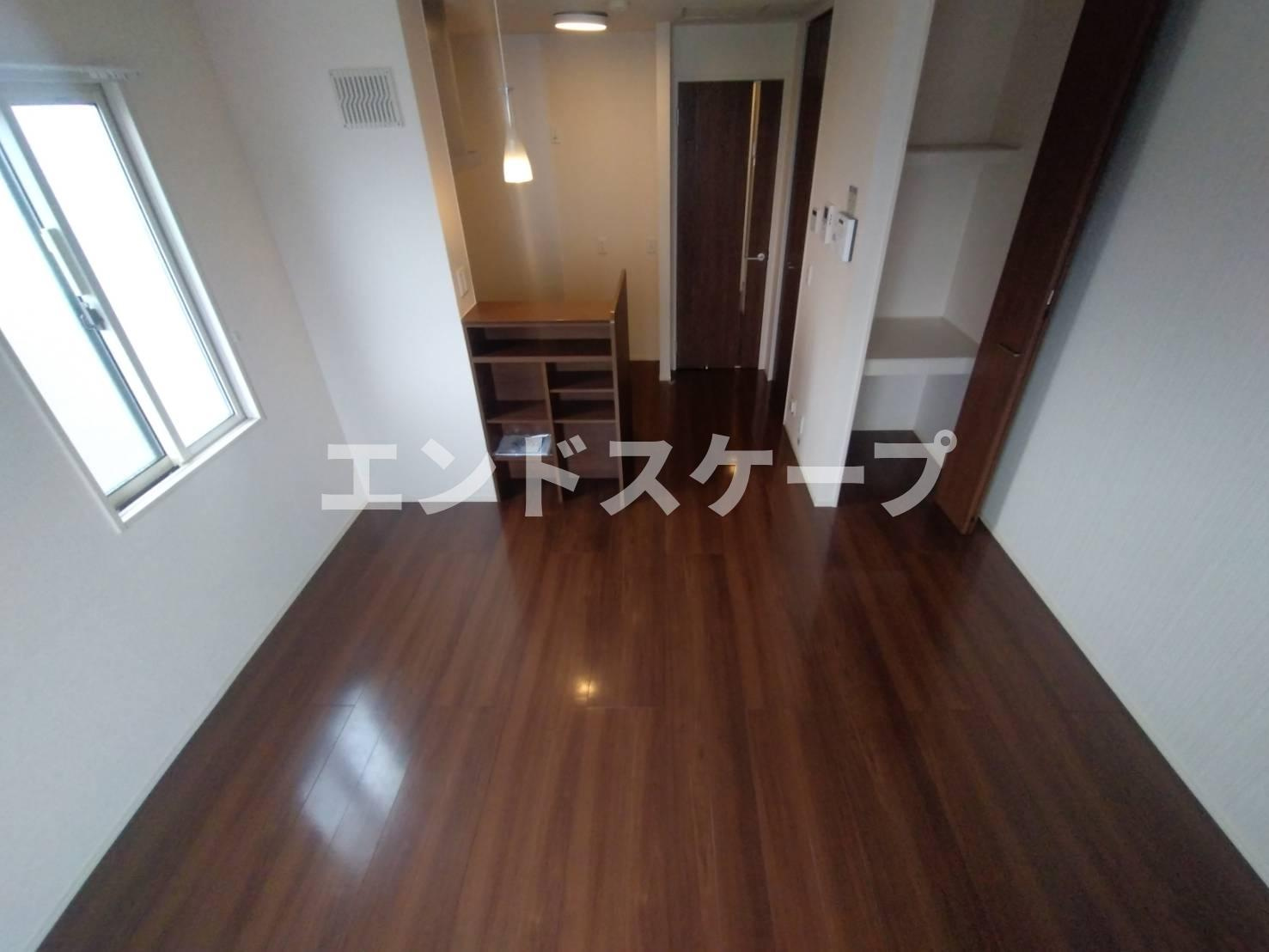 Ｈｅａｌｉｎ’ Ｇｒｏｖｅ　Ｎの居間・リビング|高崎、前橋のお部屋探しはエンドスケープまで！お客様の理想お聞かせ下さい♪
内装の色味が画像と異なる場合がございます。