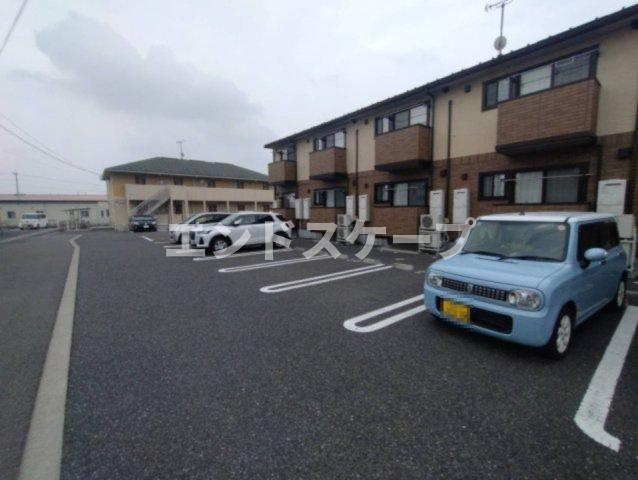 Ｈｅａｌｉｎ’ Ｇｒｏｖｅ　Ｎの駐車場|高崎、前橋のお部屋探しはエンドスケープまで！お客様の理想お聞かせ下さい♪