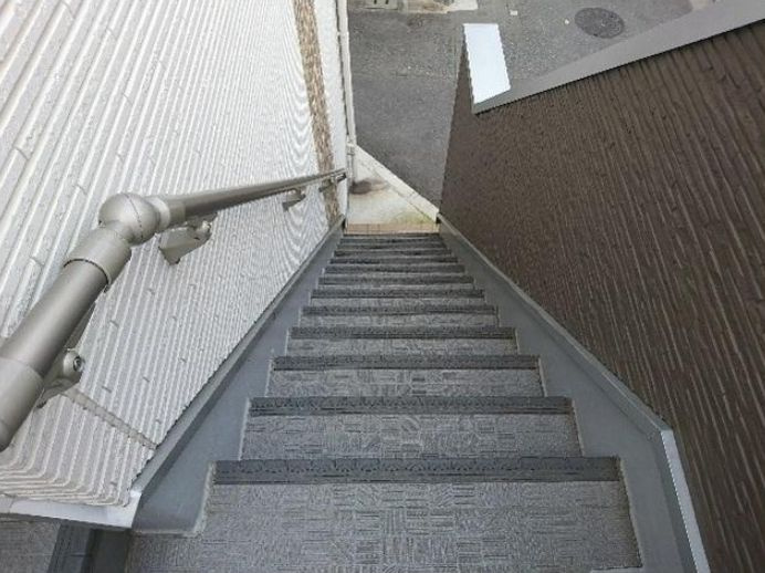 ハーモニーテラス北大塚のその他共用部分|階段☆