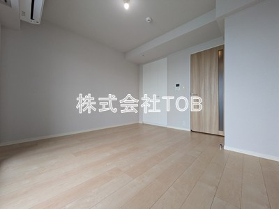 【居間・リビング】 | メルクマール京王笹塚レジデンス | 8帖