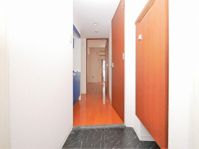 大阪市浪速区芦原１丁目の賃貸マンションの玄関