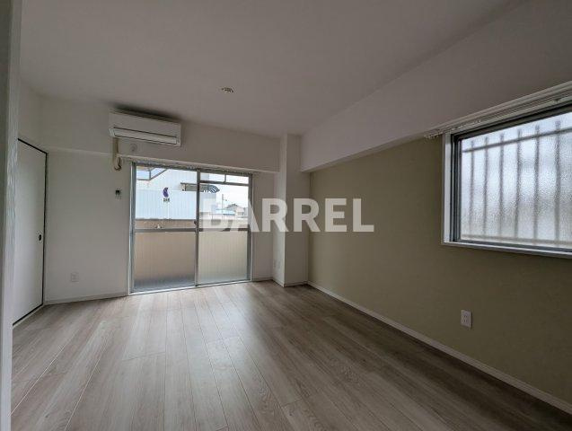 ヴィラ箕面の居間・リビング