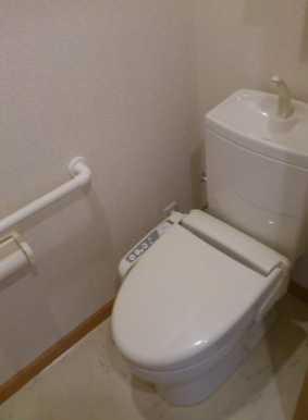 アルブルシャルマンのトイレ