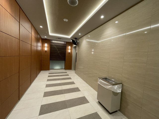 アスラン江戸堀のエントランス