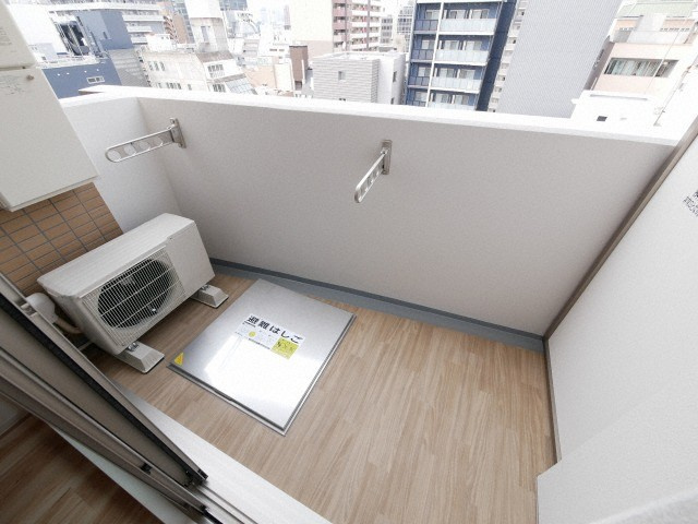 大阪市中央区船越町２丁目の賃貸マンションのバルコニー