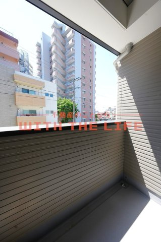 クリサンス【キャッシュバック対象物件】のバルコニー|広々としたバルコニーです