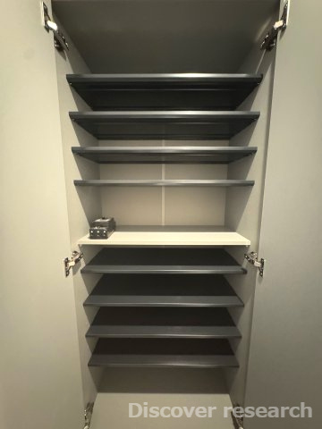 カーサ三鷹の収納|【シューズボックス】
大容量のシューズボックスなので靴が嵩張ることもなさそうです。