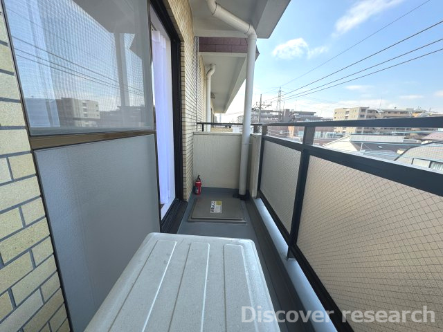 カーサ三鷹のバルコニー|【バルコニー（4.56㎡）】
温かいバルコニーです。