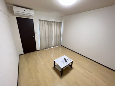 【居間・リビング】 | レオネクスト東山