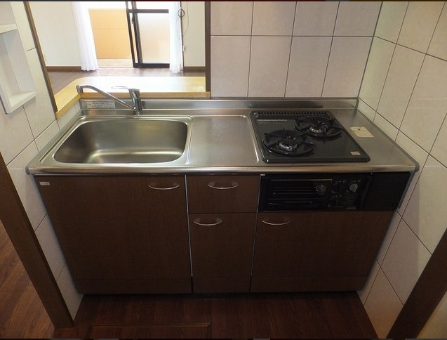 大分県大分市　一棟アパート　のキッチン