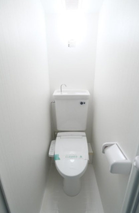 練馬区豊玉北１丁目の賃貸マンションのトイレ