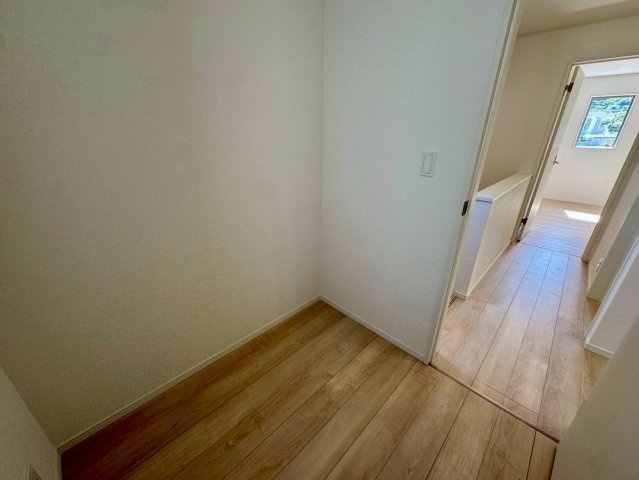 クレイドルガーデン南城市佐敷佐敷 第1・２号棟の洋室|２階:様々な用途に使えるテレワークルーム２帖