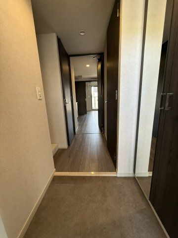 ブランシエスタ森ノ宮の玄関