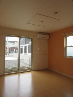 【内装】 | ノース・エンゼル | 明るい室内です