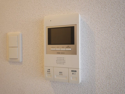 【セキュリティ】 | レクシア平野 | モニター付きインターホンです