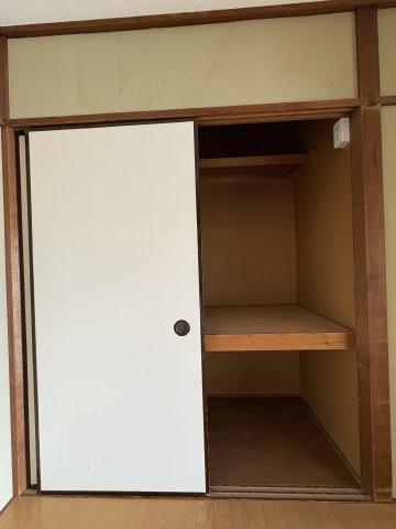 グレイス山王の収納|洋室4.5帖（中央）　収納