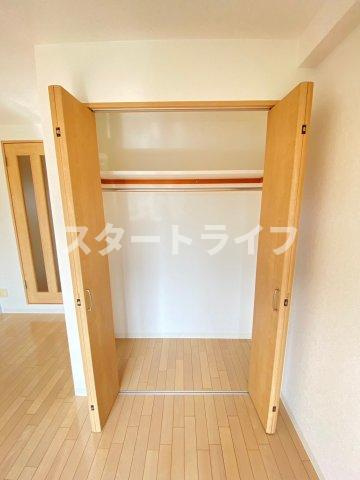 大阪市東淀川区東中島１丁目の賃貸マンションの収納