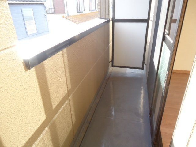 シャトー・中之庄のバルコニー