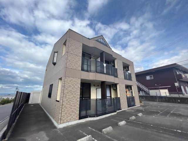 シャトー・中之庄の外観