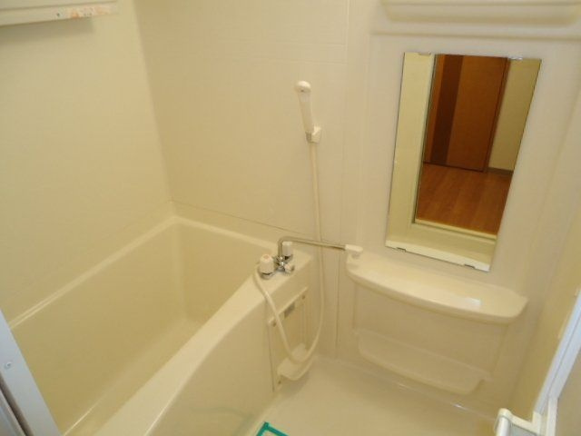 シャトー・中之庄の浴室