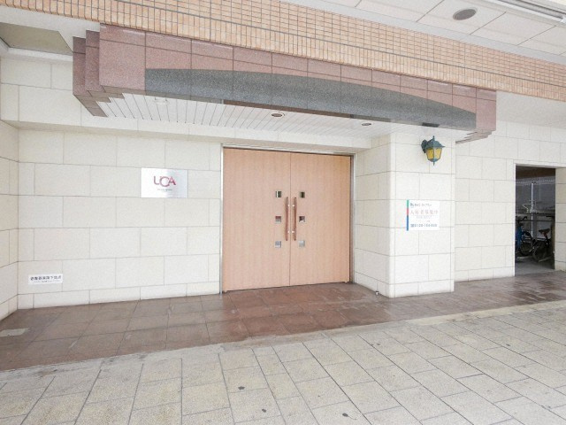 大阪市中央区松屋町住吉の賃貸マンションのエントランス