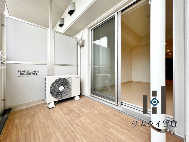 プランドール那古野のバルコニー